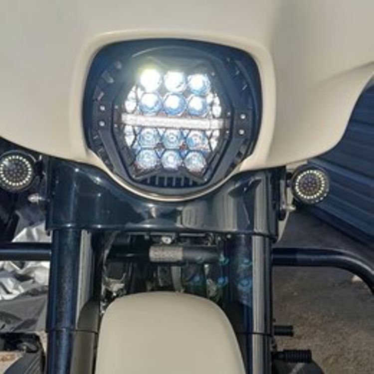 
                  
                    7 in. LED Black Powerful Harley Motorcycle Honeycomb Headlight with DRL - Amber
                  
                